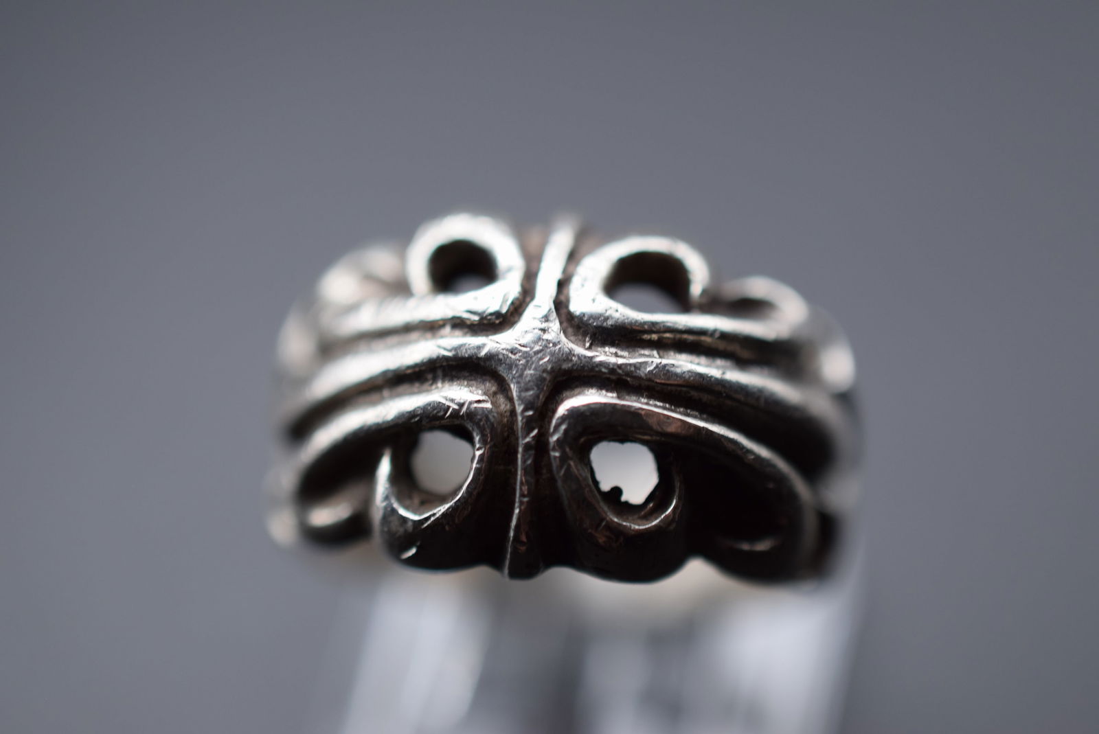 Mexico Magnificent Sterling Silver 925 Vintage Ring Size 12.5 Lot EH 716: Mexico Magnificent Sterling Silver 925 Vintage Ring Size 12.5 top measures 5/8" wide Signed Mexico 925 weighs 11.6 grams