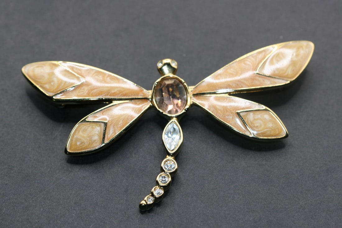 KJL Dragonfly Enamel Bug Insect Brooch Pin signed Retired Lot 867 (1 of 2)