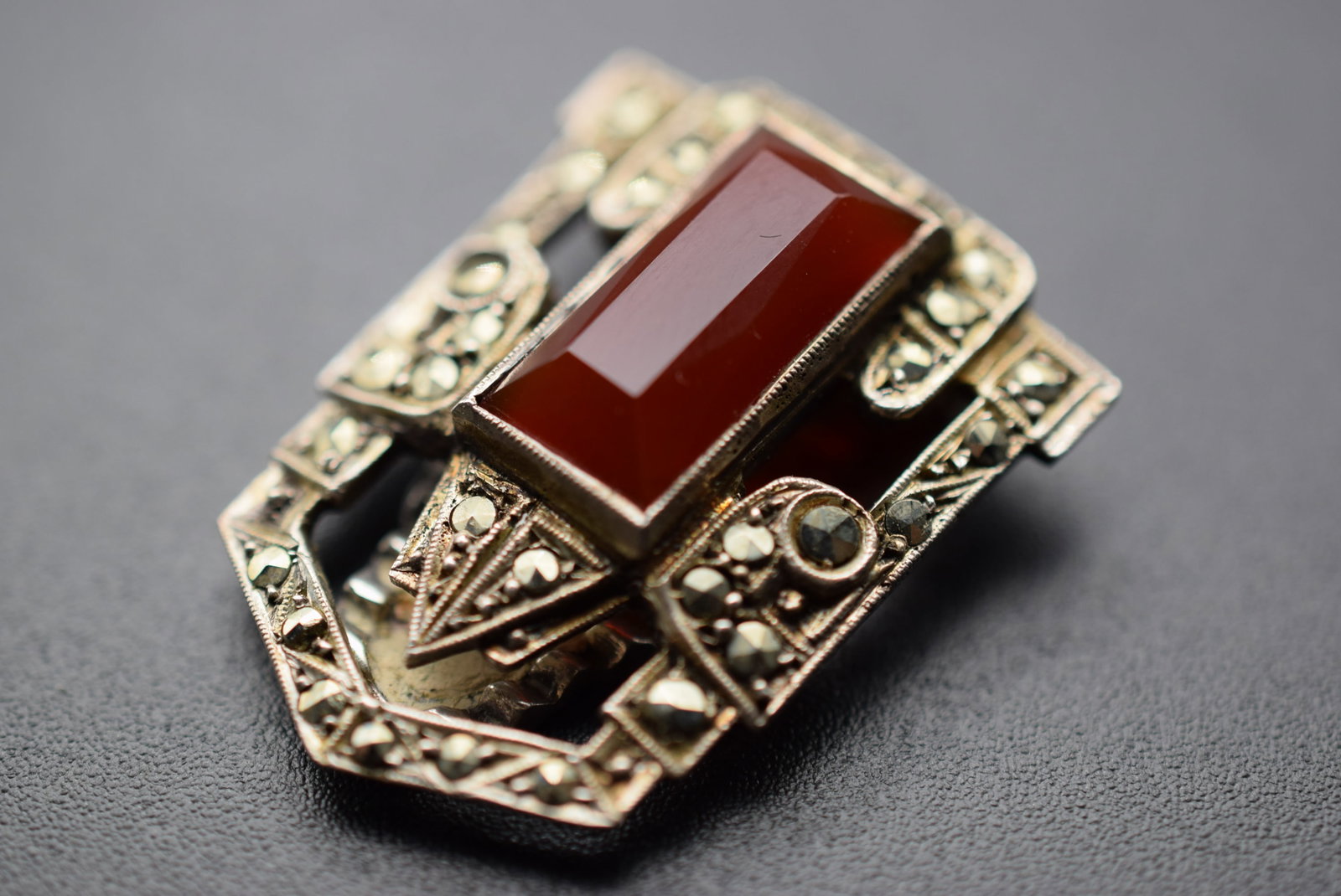 Germany Sterling Silver 925 Marcasite Carnelian Vintage Clip Lot EH 914: Germany Sterling Silver 925 Marcasite Carnelian Vintage Clip measures 1 1/4" x 1" sgned Sterling Germany weighs 8.58 grams