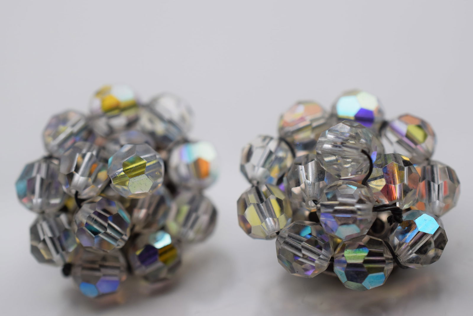 Rhinestone Crystal 1940's Vintage Clip Earrings Lot EH 955: Rhinestone Crystal 1940's Vintage Clip Earrings measures 1"