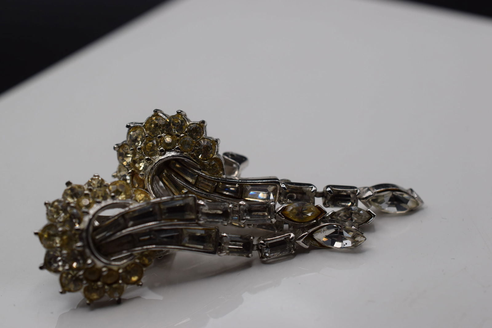 Boucher Baguette Drop Clip Earrings Numbered Pat'd Vintage Lot EH 995 (1 of 2)