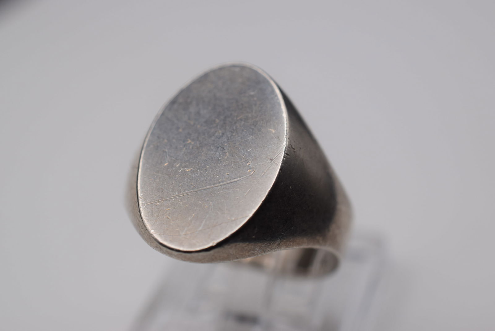 Old Oval Sterling Silver 925 Vintage Ring Size 8 Lot EH 1013 (1 of 2)