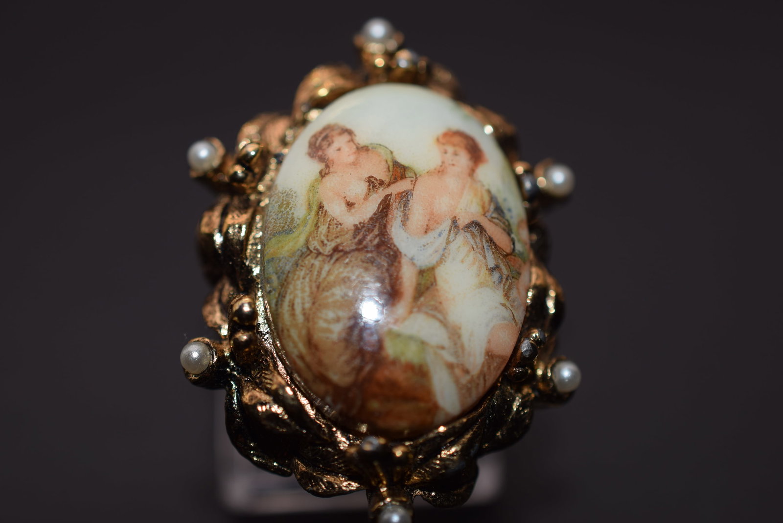 1970's Vintage Cameo Scene Ring Size 6 adjustable Lot EH 1129: 1970's Vintage Cameo Scene Ring Size 6 adjustable size top measures 1 5/8" x 1 1/4"