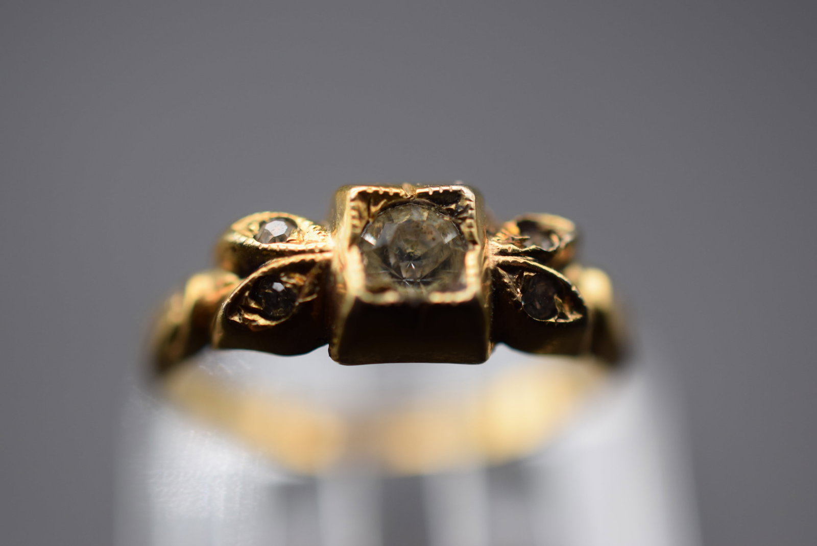 1-20 14K Rolled Gold Vintage Ring Size 4.75 Lot EH 1145: 1-20 14K Rolled Gold Vintage Ring Size 4.75 measures 1/4" wide signed 1-20 1/30 14K Rolled Gold RPP