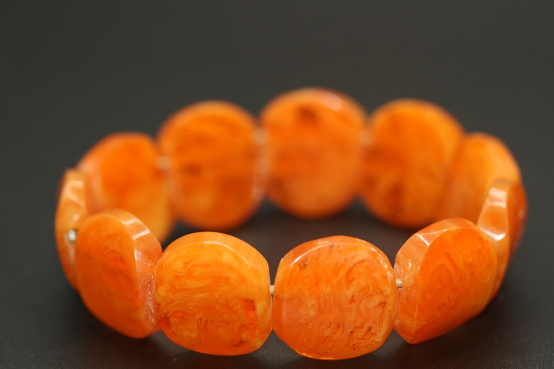 Amber Plastic Bracelet Vintage .Lot#58 (1 of 2)