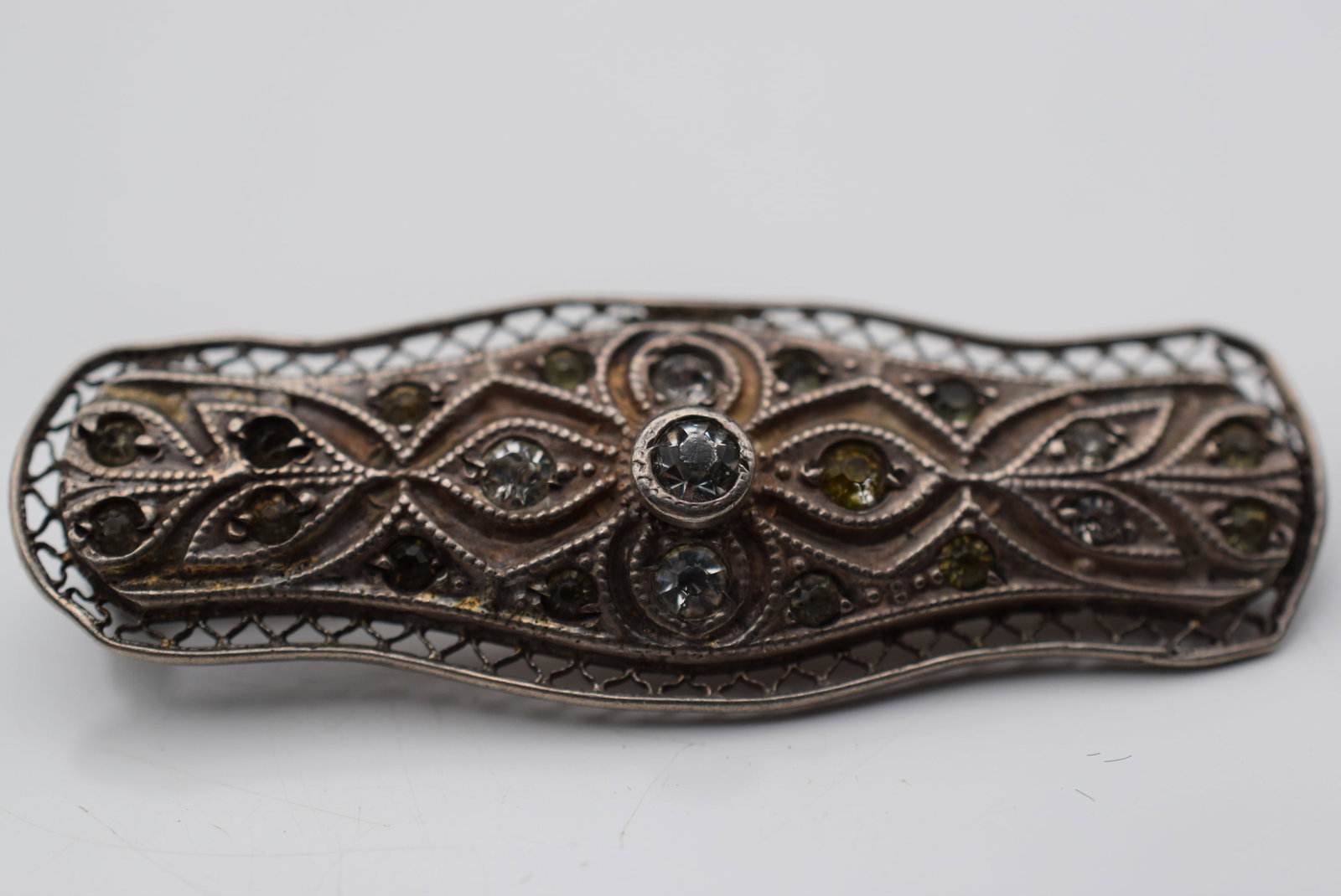 Sterling Edwardian Brooch Pin Vintage Lot Fi 71: Sterling Edwardian Bar Brooch Pin Vintage measures 1 7/8" x 1/2" weighs 7.05 grams signed Sterling