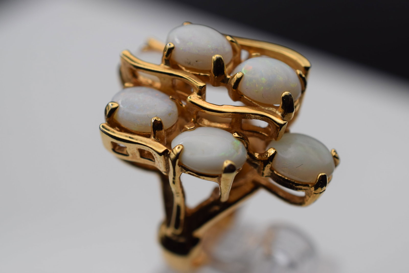 Faux Opal Cocktail Statement Ring 1970's Gold Filled Vintage Size 5.25 Lot Fi 108: Faux Opal Cocktail Statement Ring 1970's Gold Filled Vintage Size 5.25 signed inside 18K TH G.E. top measures 1 1/8"