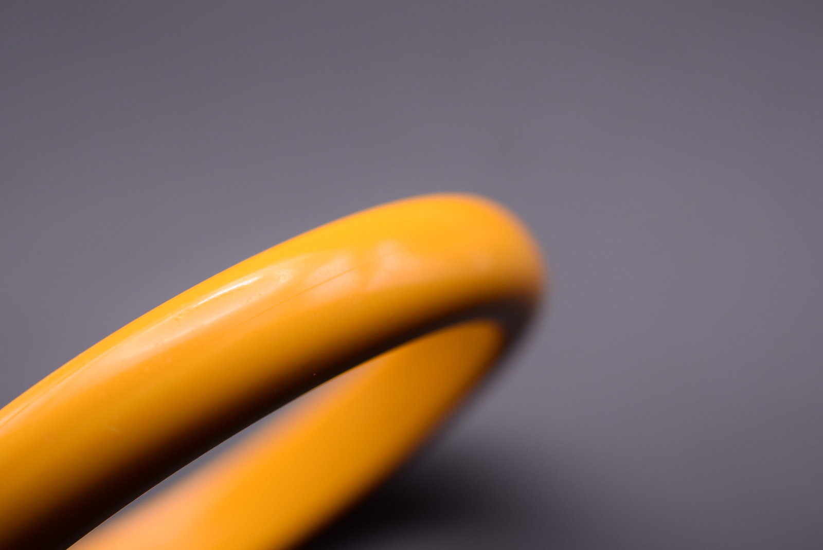 Bangle Bracelet Vintage 1940's Lot#CF 167: Bangle Bracelet Vintage 1940's measures 2 5/8" across the inside and is 1/2" wide