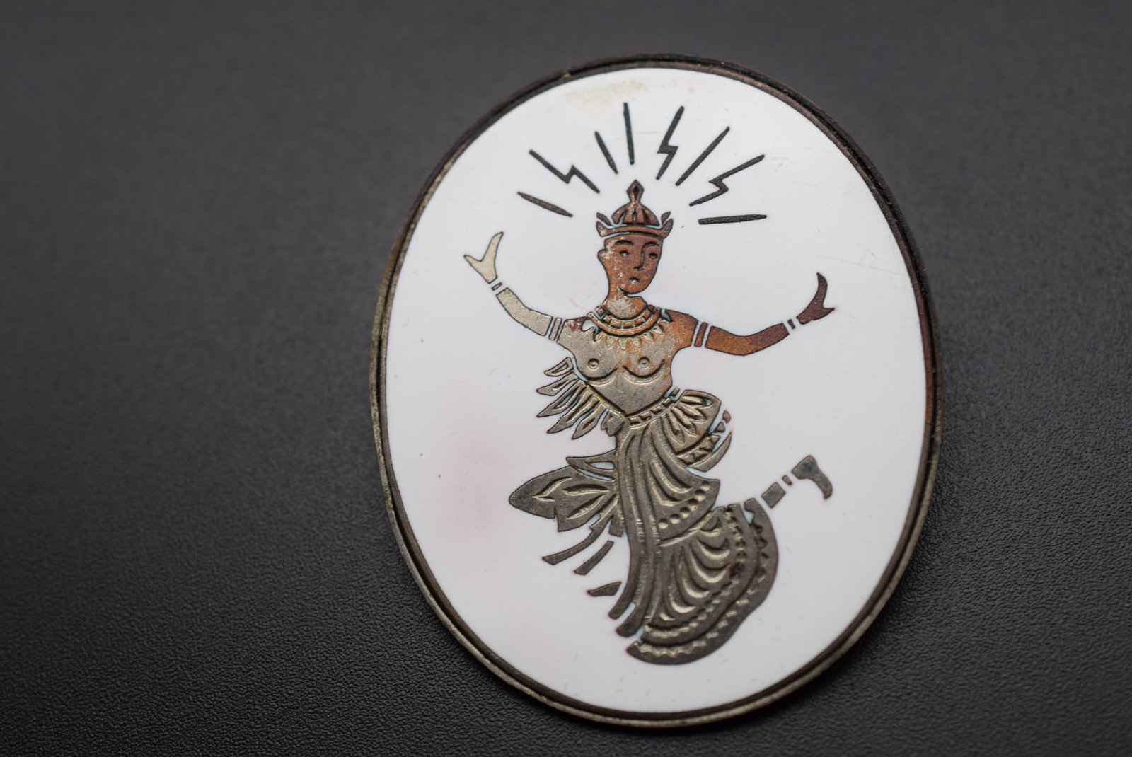 Siam Brooch Pin White Enamel Lot#CF 253 (1 of 2)