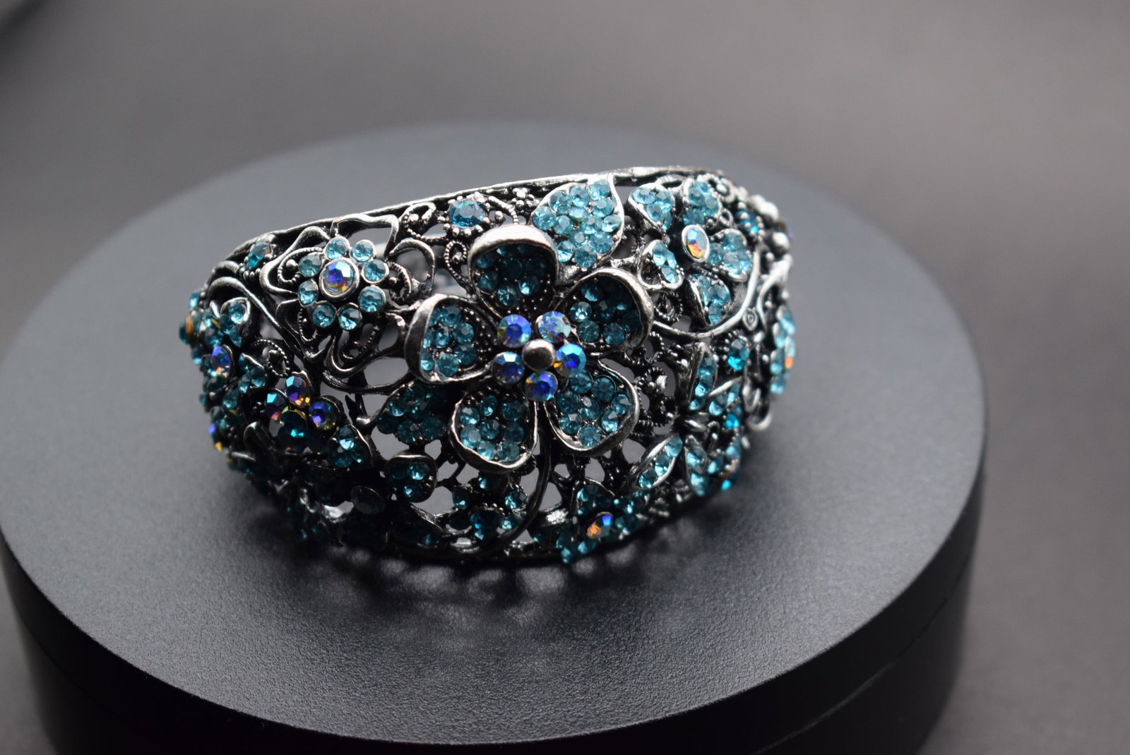 Huge Massive Cuff Bracelet hinged Rhinestone Lot 325: Huge Massive Cuff Bracelet hinged Rhinestone measures 2" wide on the top and the hinged inside across measures 2 1/2" across