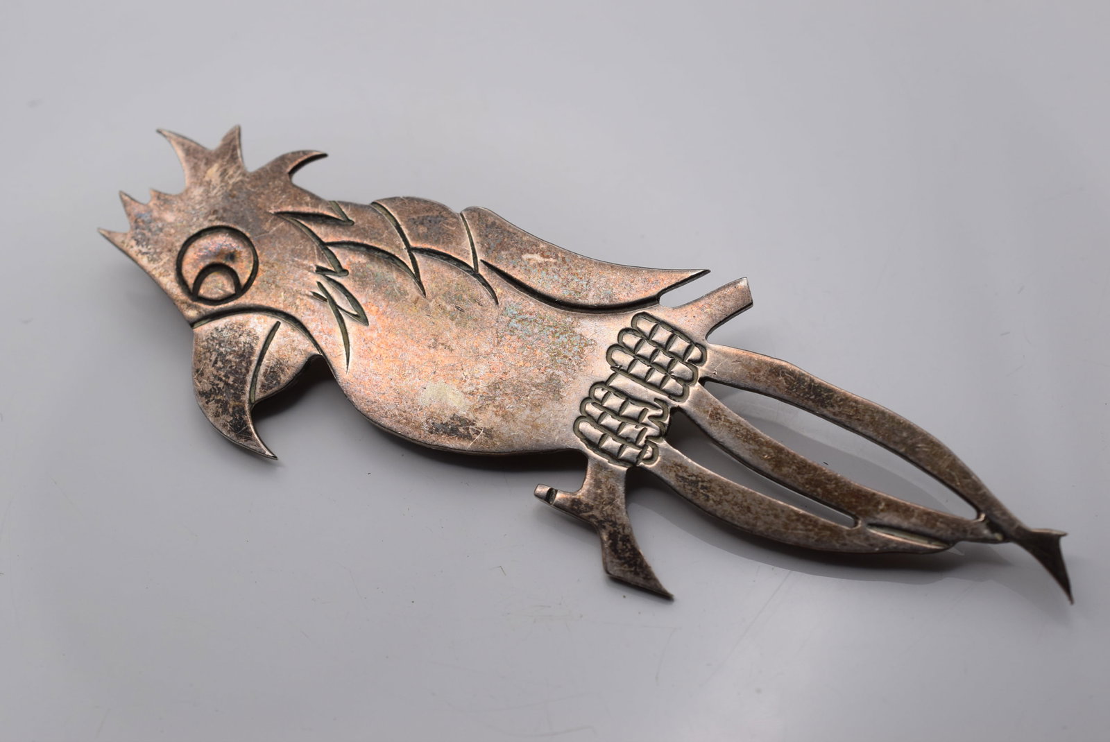 Taxco Mexico Sterling Silver 925 Parrot Brooch Pin HUGE Lot Fi 333: Taxco Mexico Sterling Silver 925 Parrot Brooch Pin HUGE measures 3 1/2" x 1 1/8" signed Taxco 925 weighs 15.72 grams