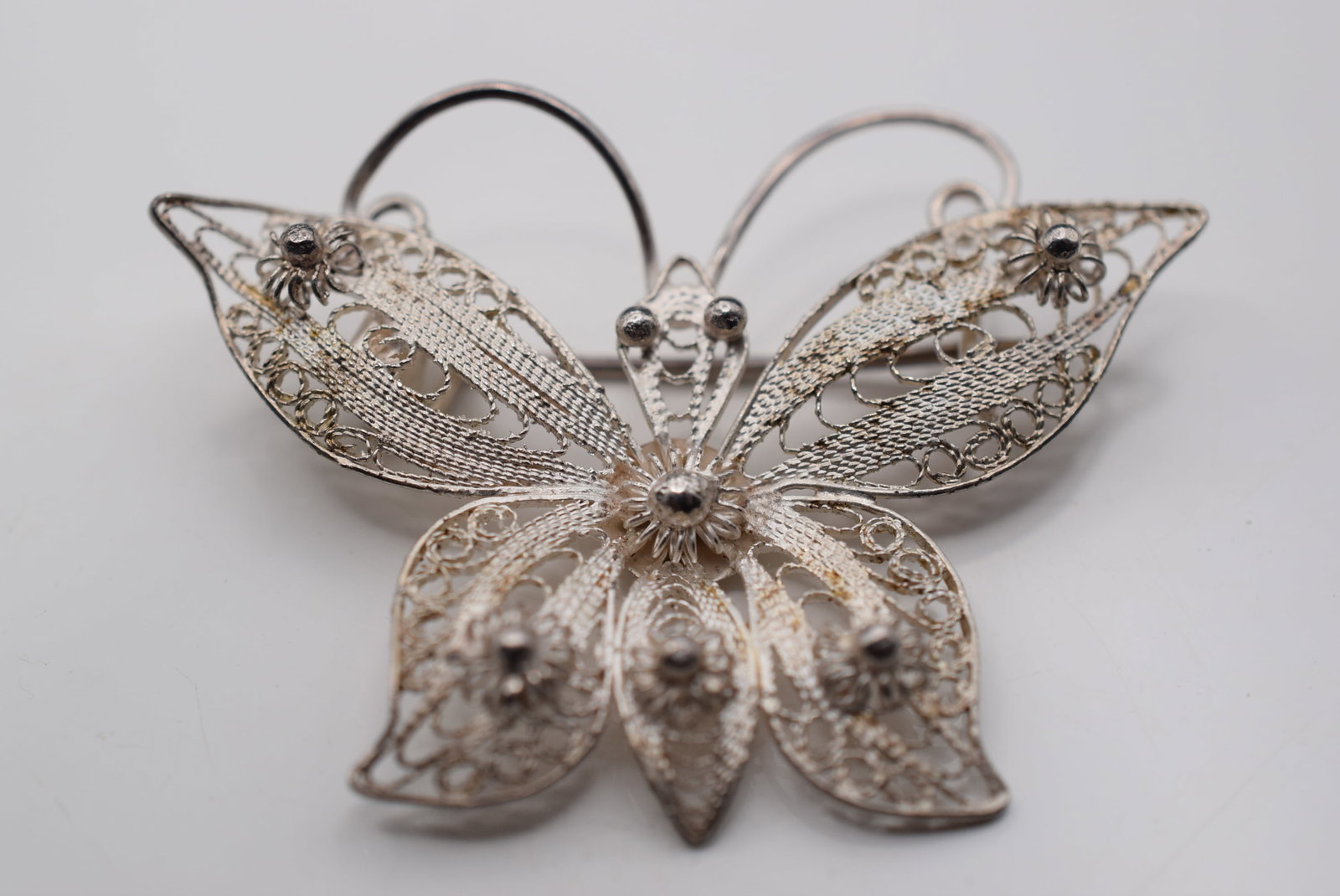 Filigree Butterfly Brooch Pin Silver Lot Fi 379: Filigree Butterfly Brooch Pin Silver