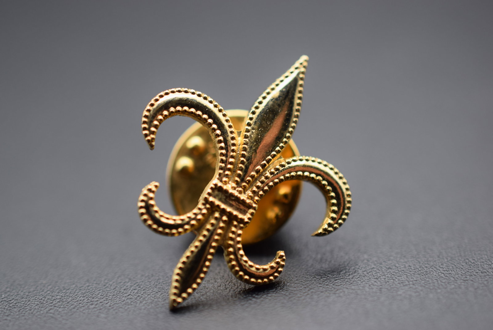 Fleur de Lis Brooch Pin Lot#CF 504 (1 of 2)