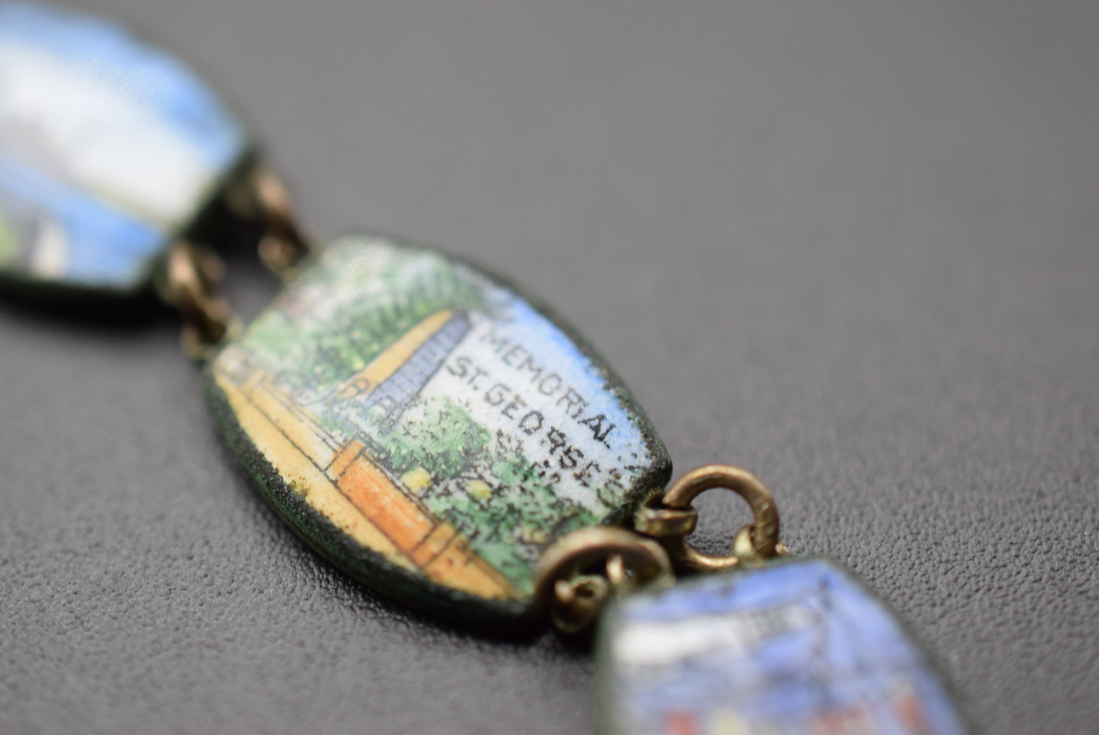 Bermuda Bracelet Enamel measures 6 Lot#CF 552 (1 of 7)