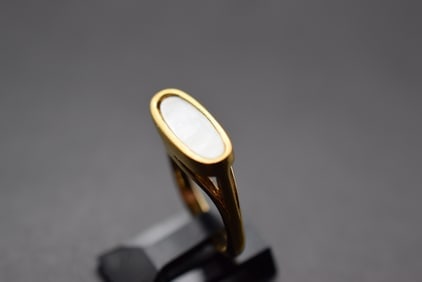 1970's Mother of Pearl MOP Vintage Ring Size 6.5 Lot 672 (1 of 3)