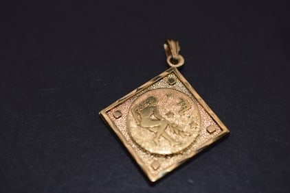 1970's Pendant Signed SC with M over top Vintage Naked Lady Astrology Lot 744 (1 of 3)