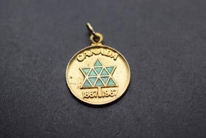 Expo 1967 Canada Pendant Enamel Lot 789 (1 of 2)