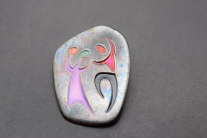 Enamel Dancing People Modernist Brooch Pin Israel Lot 795: Enamel Dancing People Modernist Brooch Pin on Silver measures 1 7/8" x 1 3/8" marked Made in Israel on the back pendant hook weighs 11.56 grams