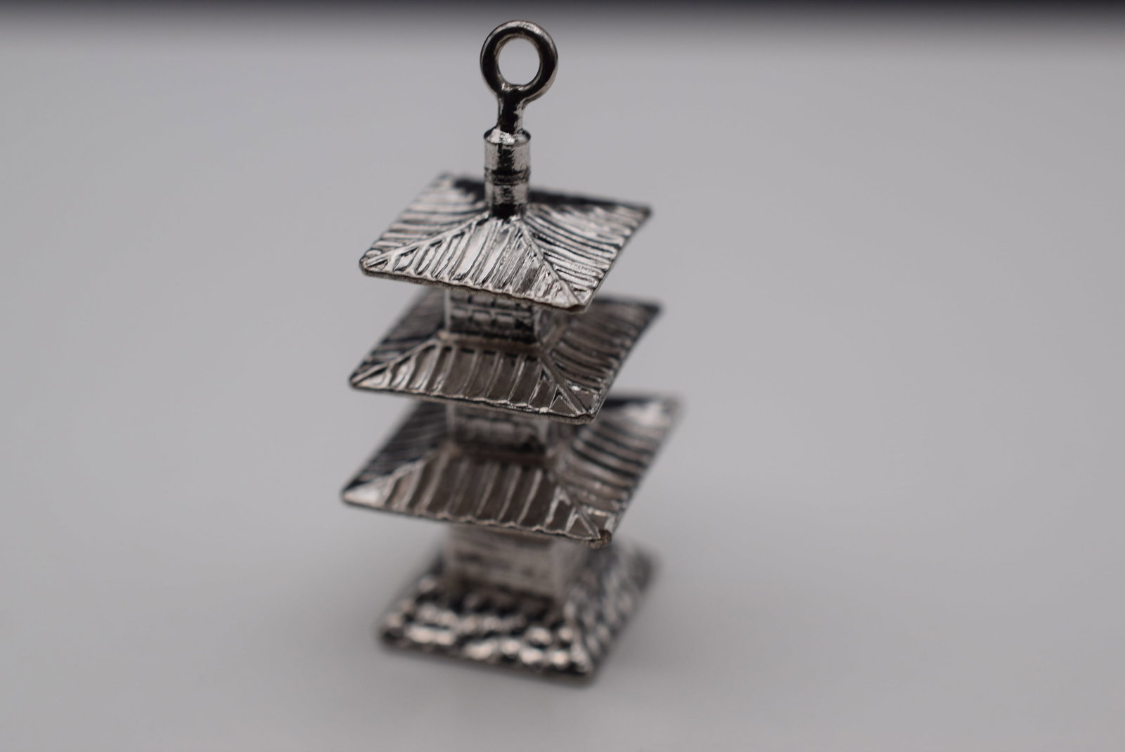 Pagoda Charm Sterling Silver 925 Lot Fi 840 (1 of 2)