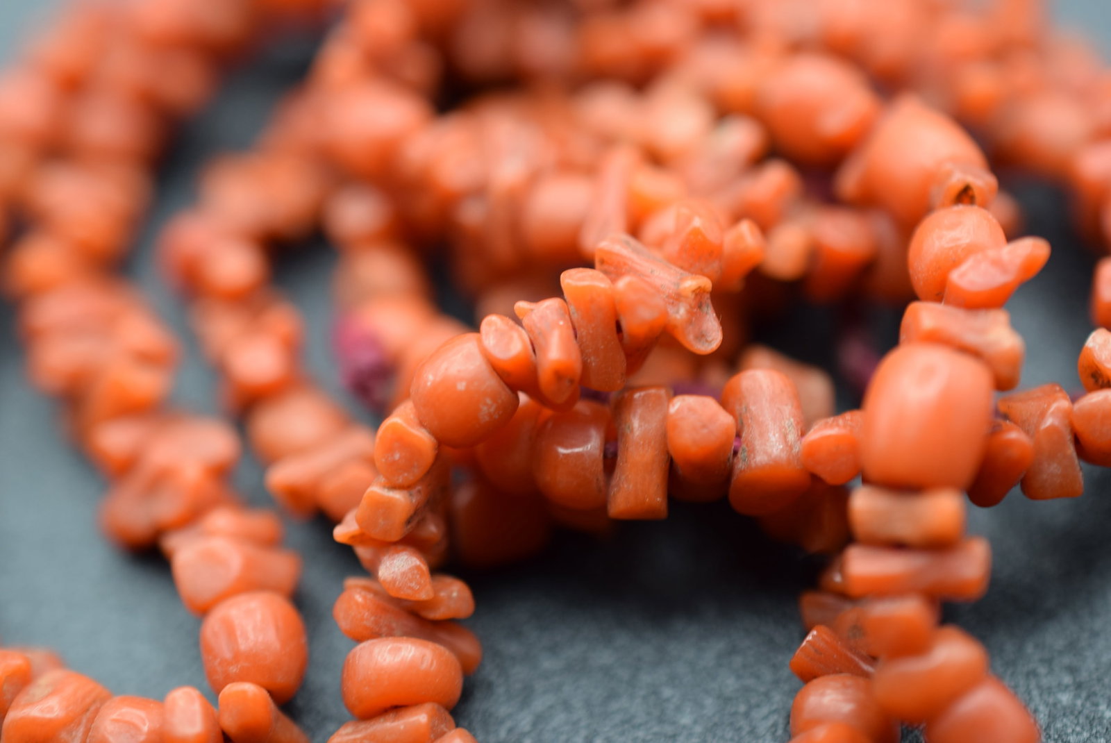 Vintage Coral Necklace Lot 966: Vintage Genuine Coral Necklace measures 24" long