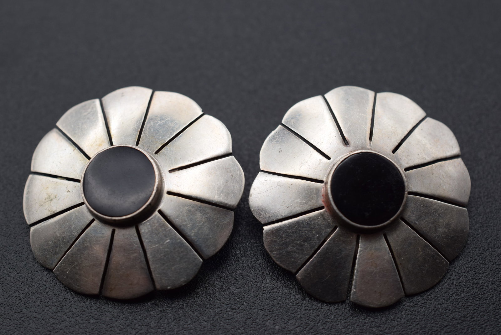 Onyx Mexico Sterling Silver 925 Clip Earrings Lot 1055 (1 of 3)