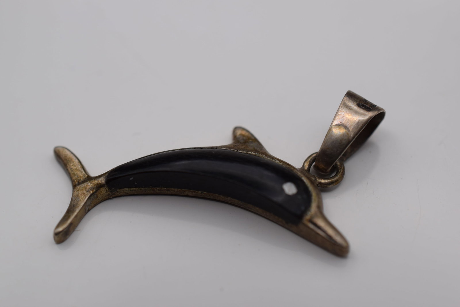 Enamel Dolphin Pendant Lot Fi 1081 (1 of 2)