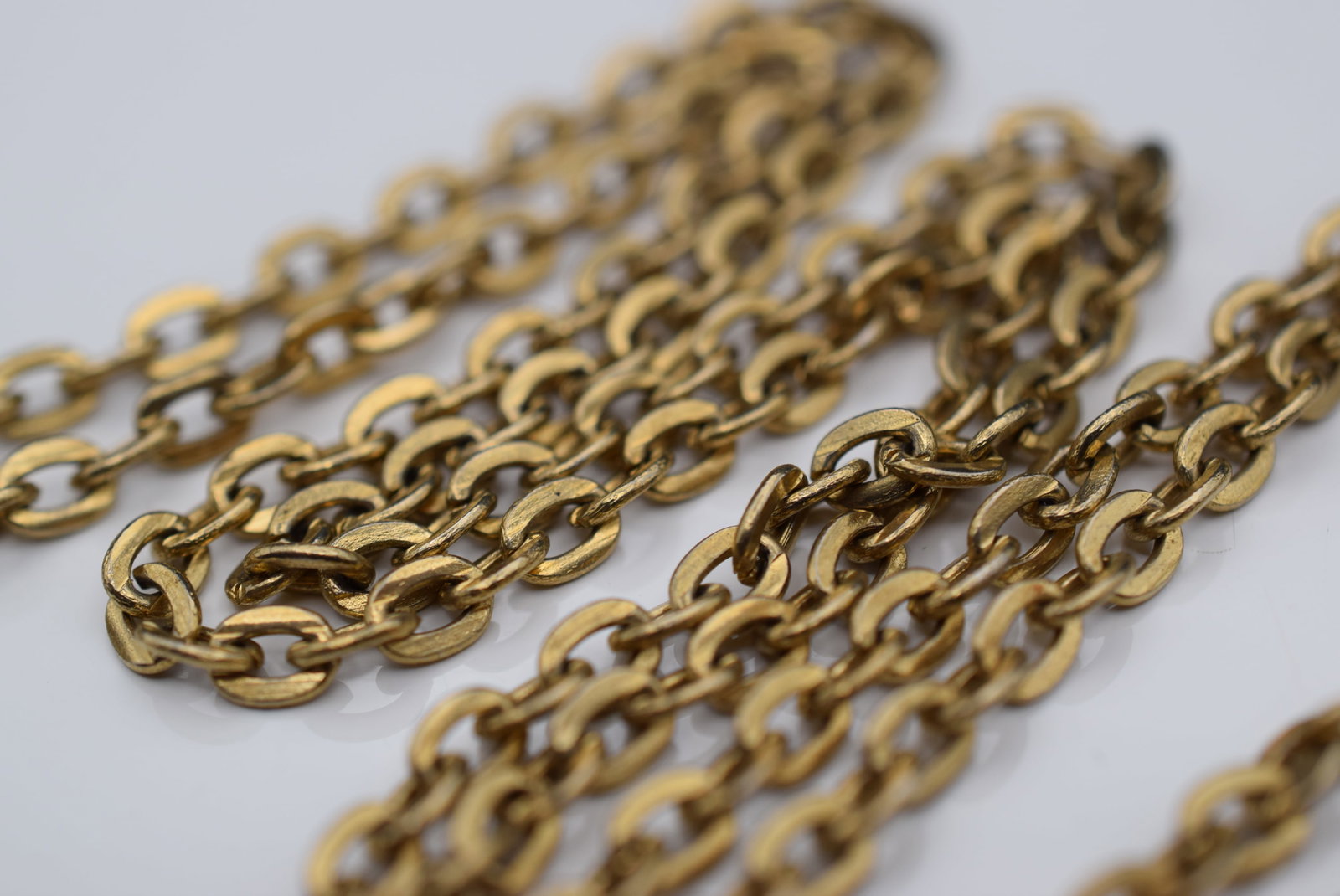 1970's Vintage Chain Long Lot GJ 20: 1970's Vintage Chain Long measures 24 1/2"