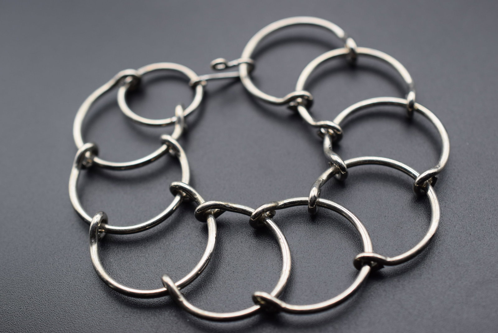Super Modernist Cool Bracelet Vintage Links Lot GJ 128: Super Modernist Cool Bracelet Vintage Links measures 7 1/4" long x 1 1/8"