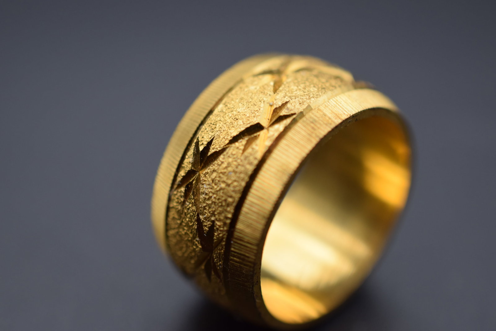 1970's ring size 5.75 Lot GJ 317: 1970's ring size 5.75
