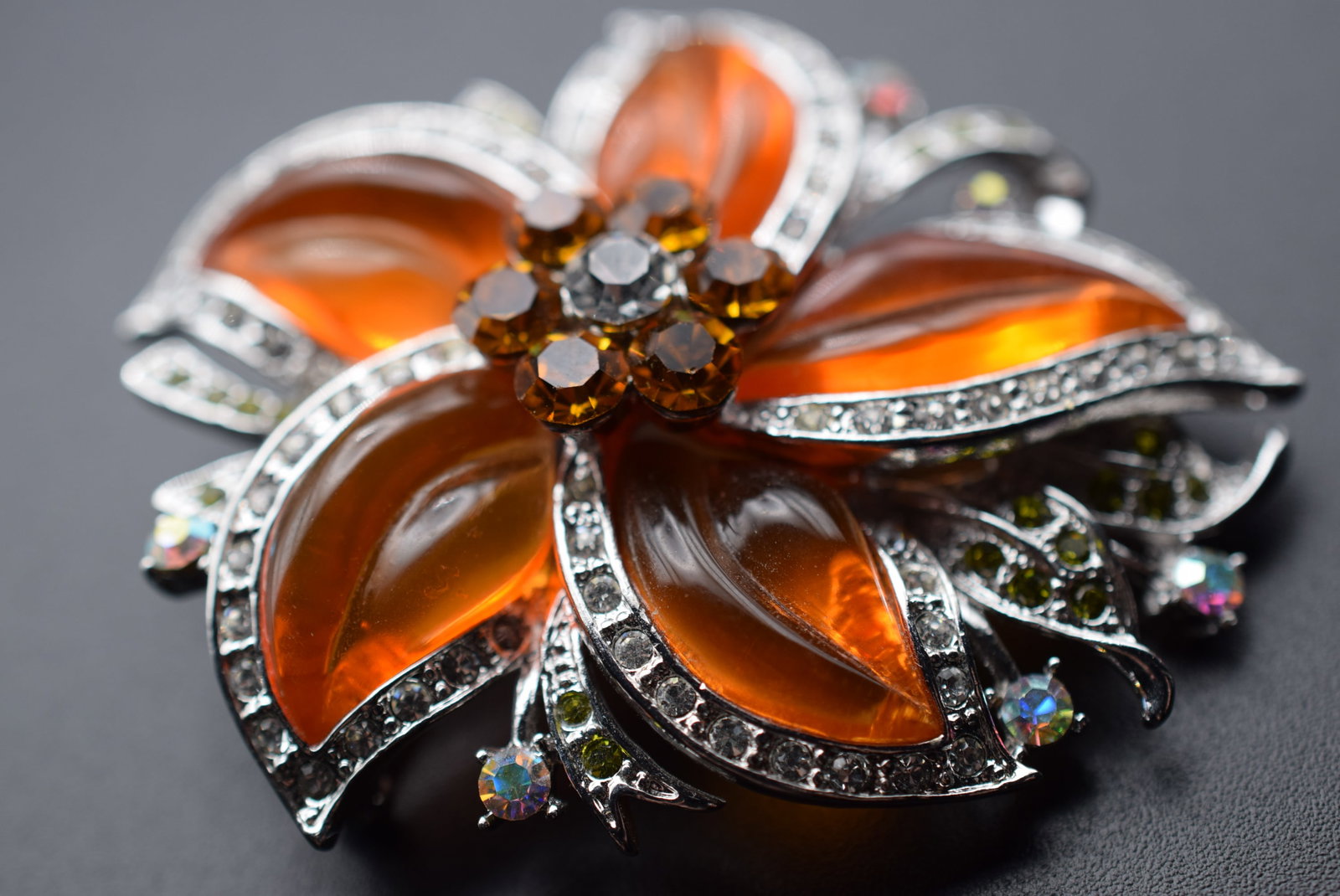 Orange and Rhinestone Brooch Pin Vintage Lot# DG 322: Orange and Rhinestone Brooch Pin Vintage measures 2 3/8" x 2"