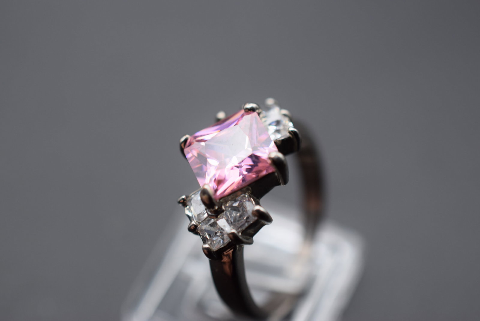 Sterling Ring Size 8.25 Lot GJ 589: Sterling Ring Size 8.25