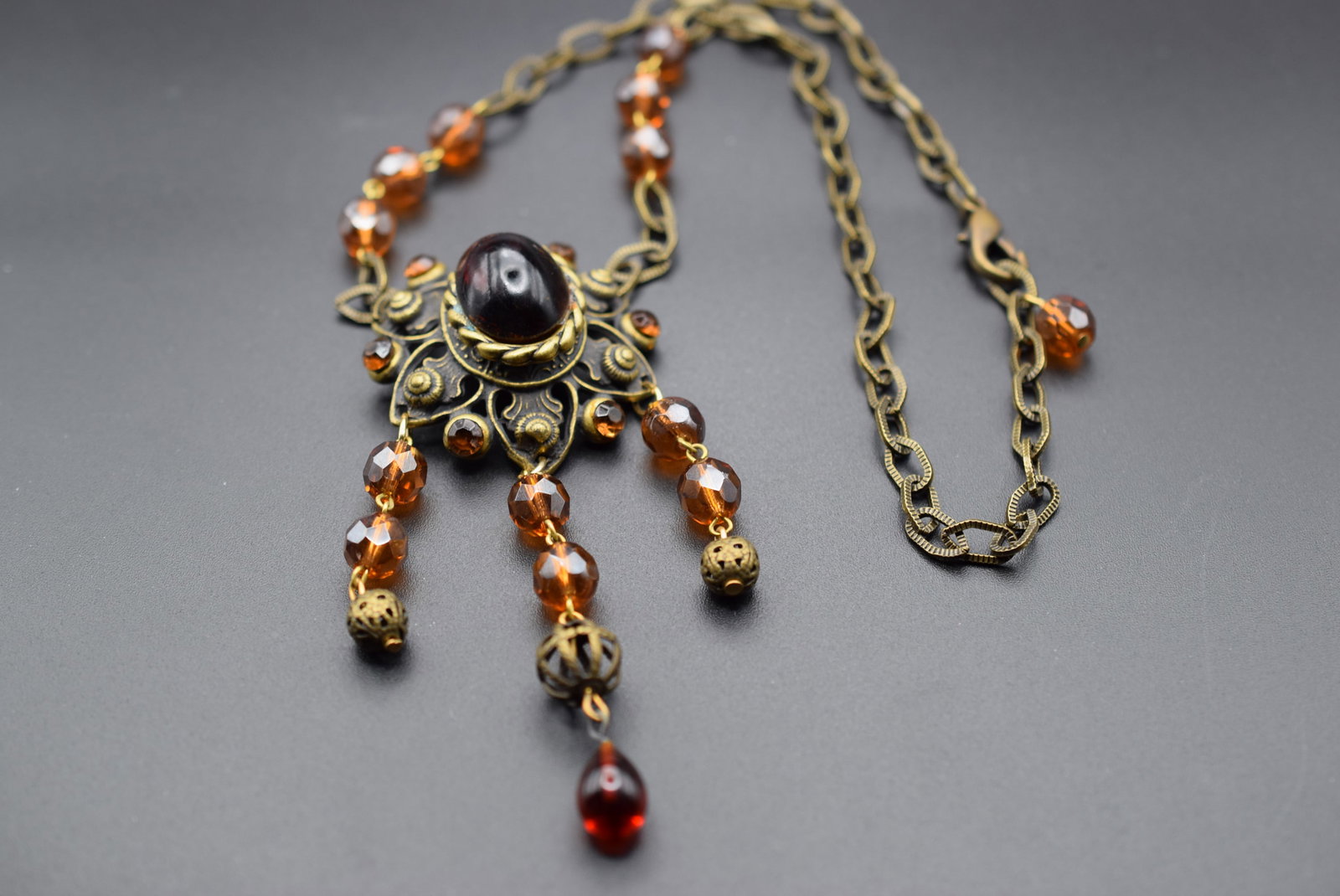 Crystal Vintage Necklace Lot HK 30 (1 of 2)