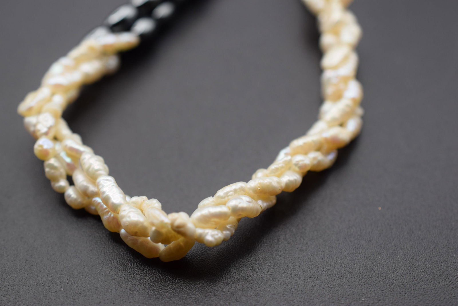 Hematite Freshwater Pearl Vintage Necklace Lot HK 63 (1 of 3)