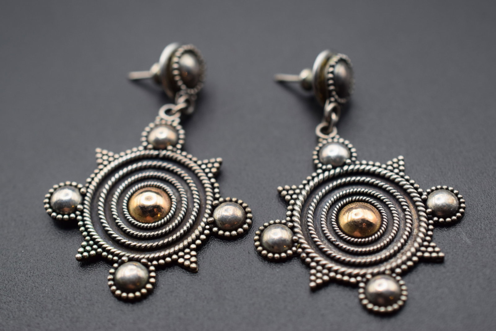 Vintage Earrings Stunning Pierced Sterling 925 Earrings Lot HK 129: Vintage Earrings Stunning Pierced Sterling 925 Earrings 1/2" in diameter plus the bale