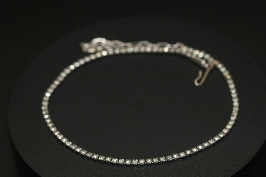 Jayflex Sterling Rhinestone Vintage Necklace Signed .lot#147: Jayflex Sterling Rhinestone Vintage Necklace Signed measures 16" long and can be worn as short as 12 1/2" by using the connector hook closure