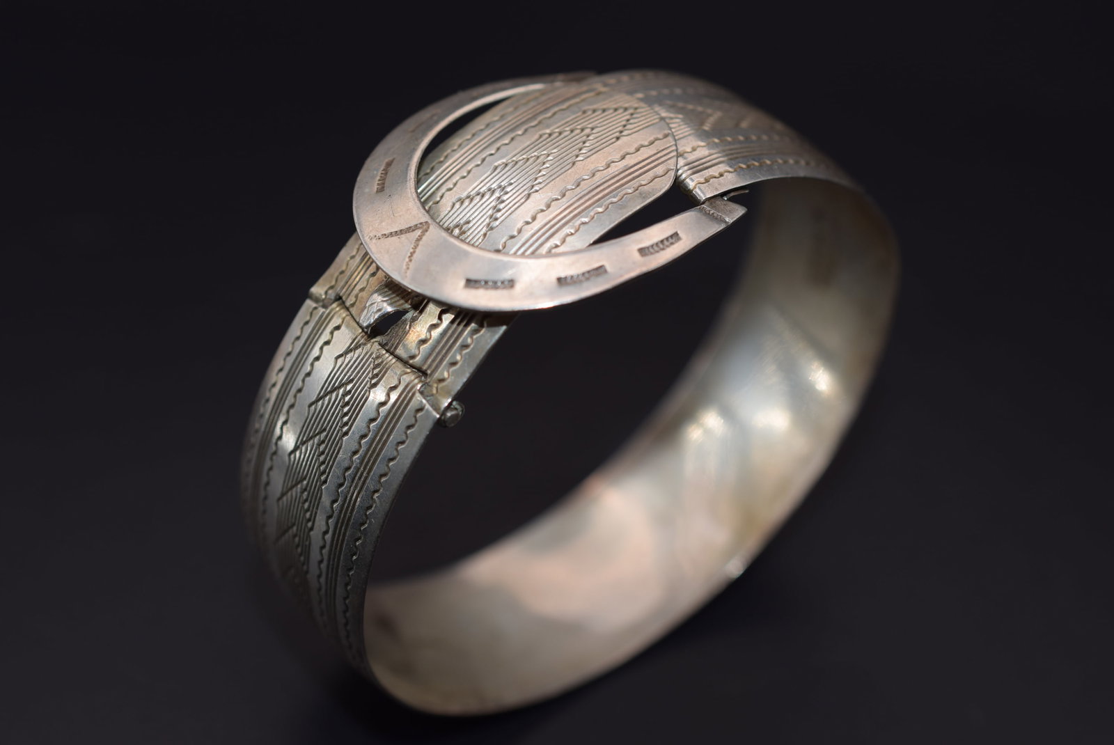 Edwardian Belt Vintage Bracelet weighs 18.67 grams Sterling Silver 925 Lot HK 164: Edwardian Belt Vintage Bracelet weighs 18.67 grams Sterling Silver 925