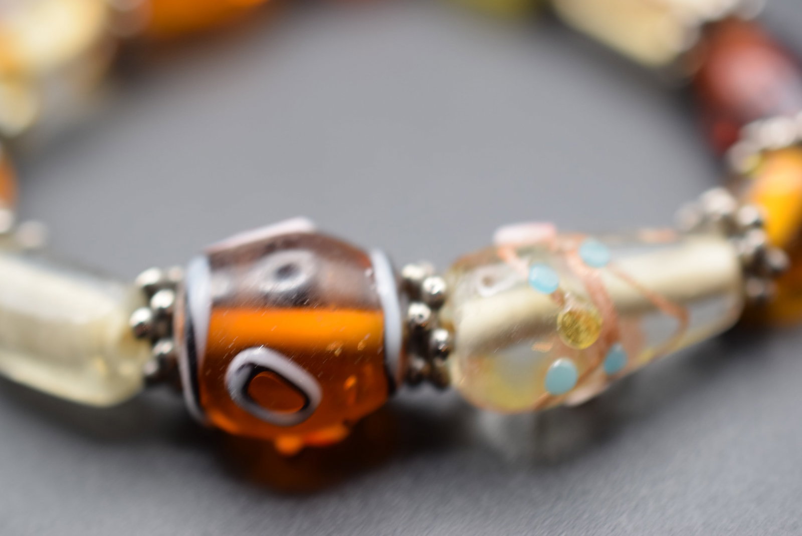 Vintage Bracelet Blown Art Glass Lot HK 170 (1 of 2)