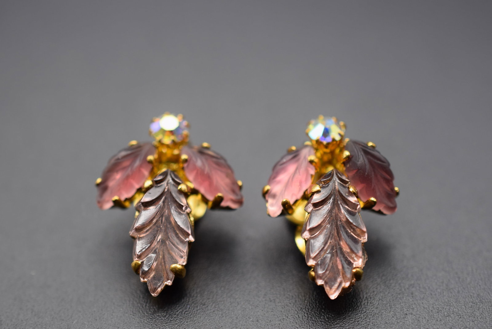 Vintage Earrings Fruit Salad Molded Glass Clips Lot HK 196 (1 of 2)
