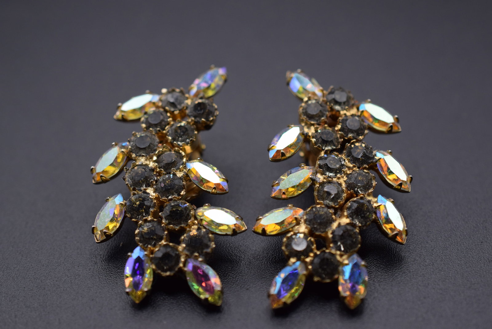 Huge Rhinestone Vintage Earrings Lot HK 200: Huge Rhinestone Vintage Earrings