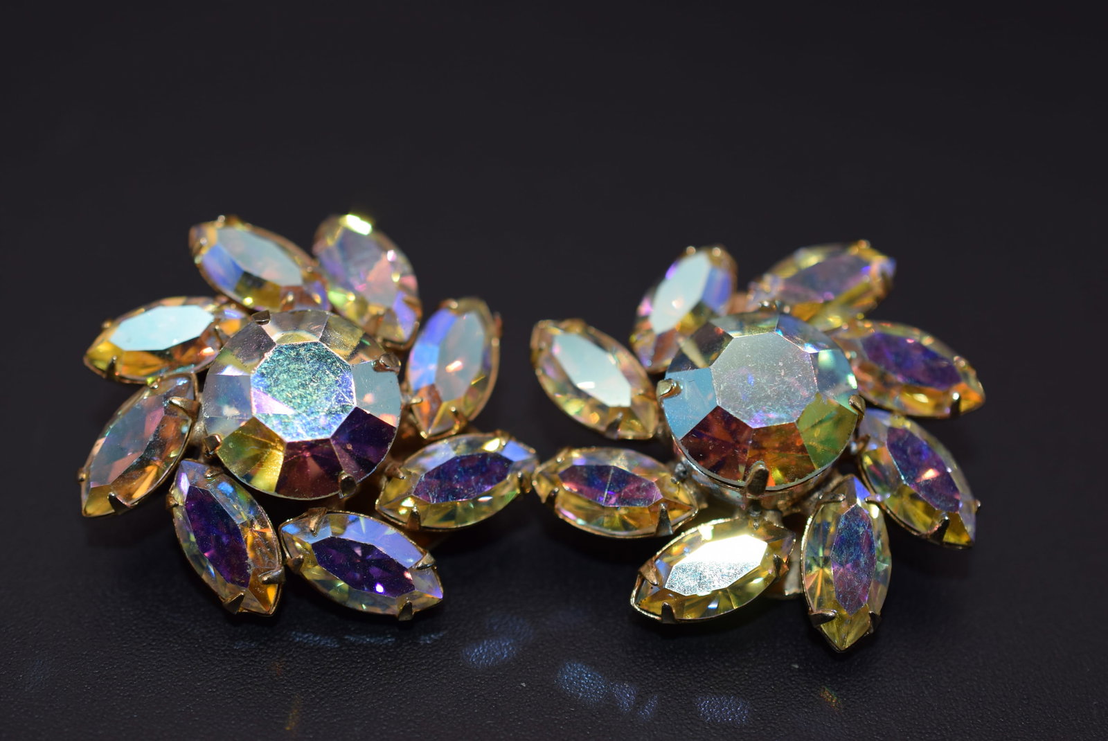 Rhinestone 1940's Clip Vintage Earrings Lot HK 213 (1 of 2)