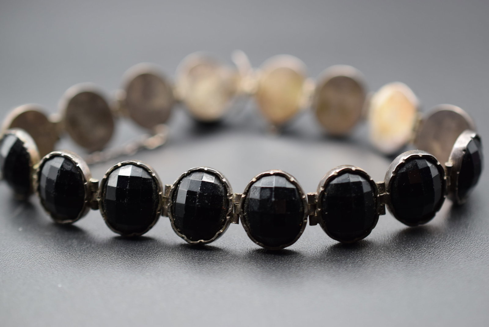 Edwardian Magnificent Sterling Silver Hallmarked Bracelet Vintage Lot HK 331: Edwardian Magnificent Sterling Silver Hallmarked Bracelet Vintage 19 grams
