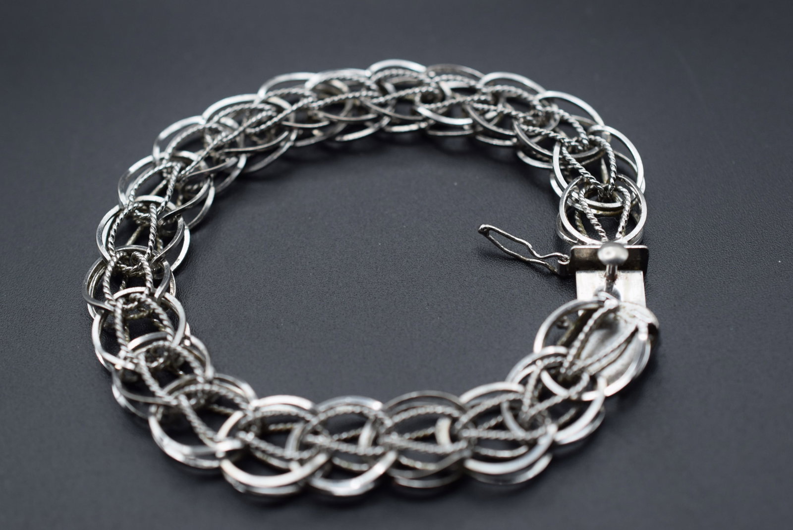 1970's Sterling Silver 925 Charm 8" Long Signed Bracelet Vintage 17.23 grams Lot HK 347: Sterling Silver 925 8" Long Signed Charm Bracelet Vintage 17.23 grams