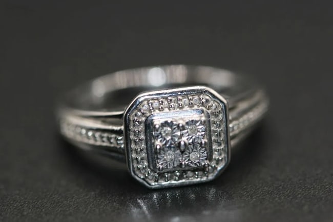 Sterling CZ Rhinestone Silver 925 ring size 7.75 .Lot#363 (1 of 3)