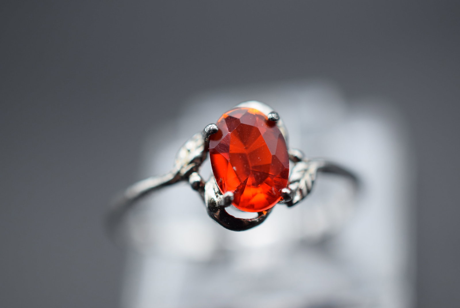 Red Ring Vintage Sterling Lot HK 404: Ring Vintage Sterling Size 7.5