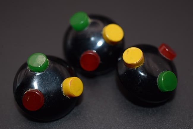 Bakelite Buttons Amazing 1940's Vintage Lot EH 475 (1 of 3)