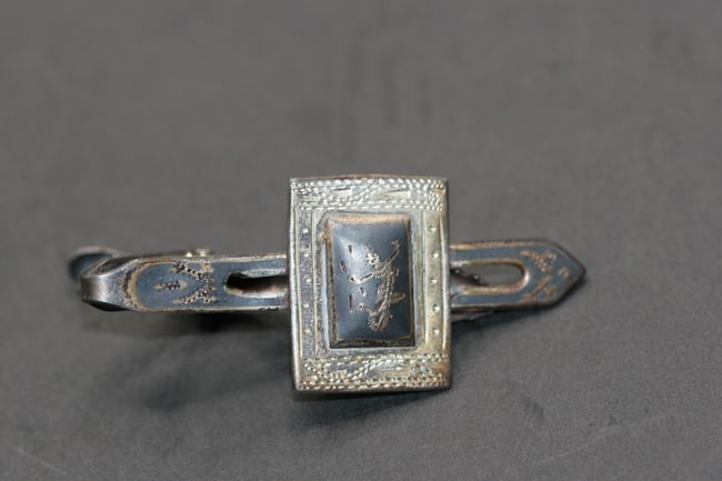 Siam Tie Clip Niello Black Goddess Sterling Silver 925 vintage .Lot#477: Siam Tie Clip Niello Black Goddess Sterling Silver 925 vintage measures 1 7/8" x 3/4"