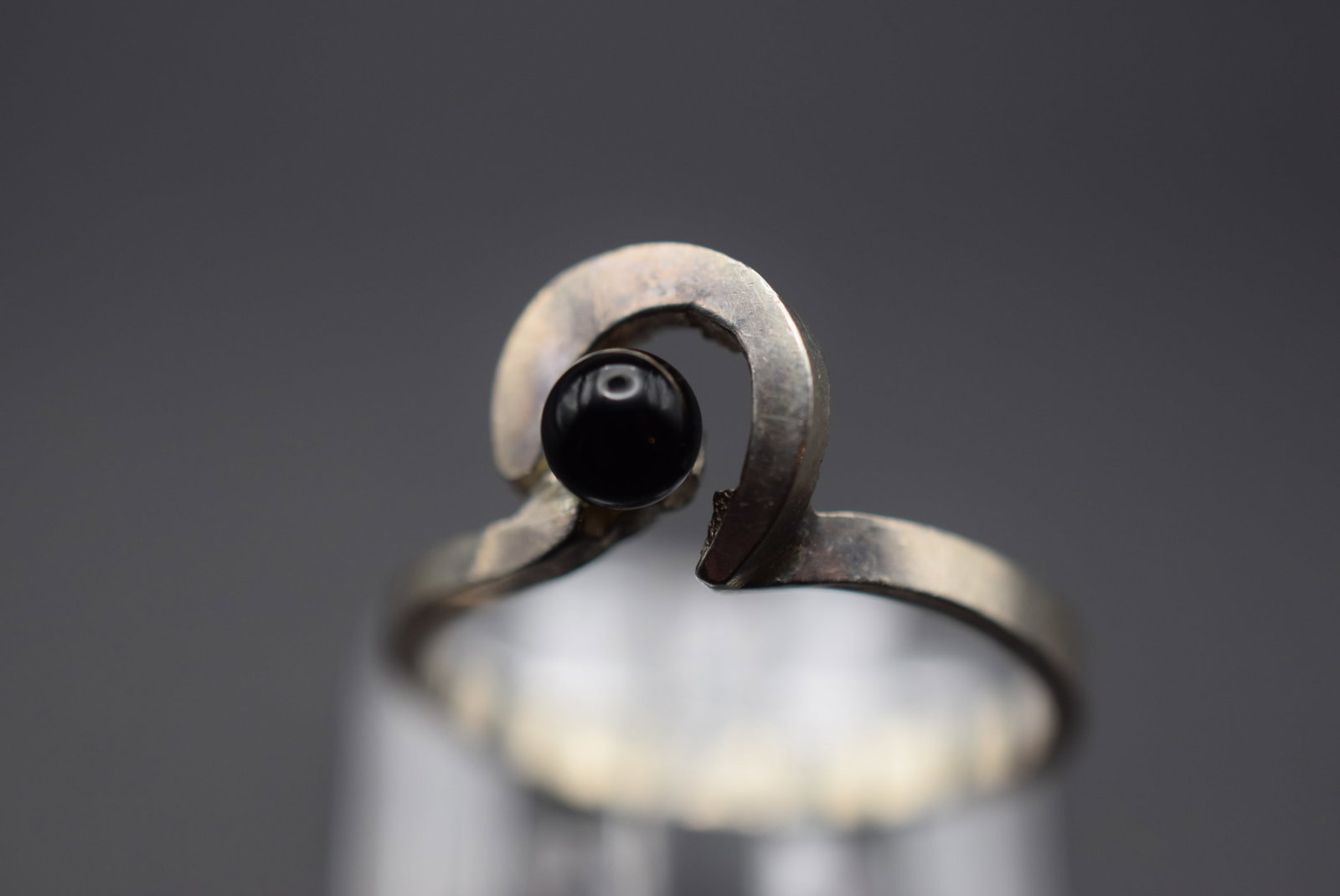 Onyx Ring Vintage Sterling Size 7 Lot HK 513: Onyx Ring Vintage Sterling Size 7