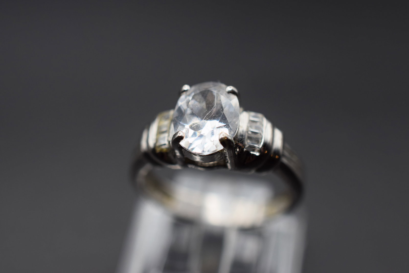 Thick Huge CZ Ring Vintage Sterling Size 7 Lot HK 534: Thick Huge CZ Ring Vintage Sterling Size 7