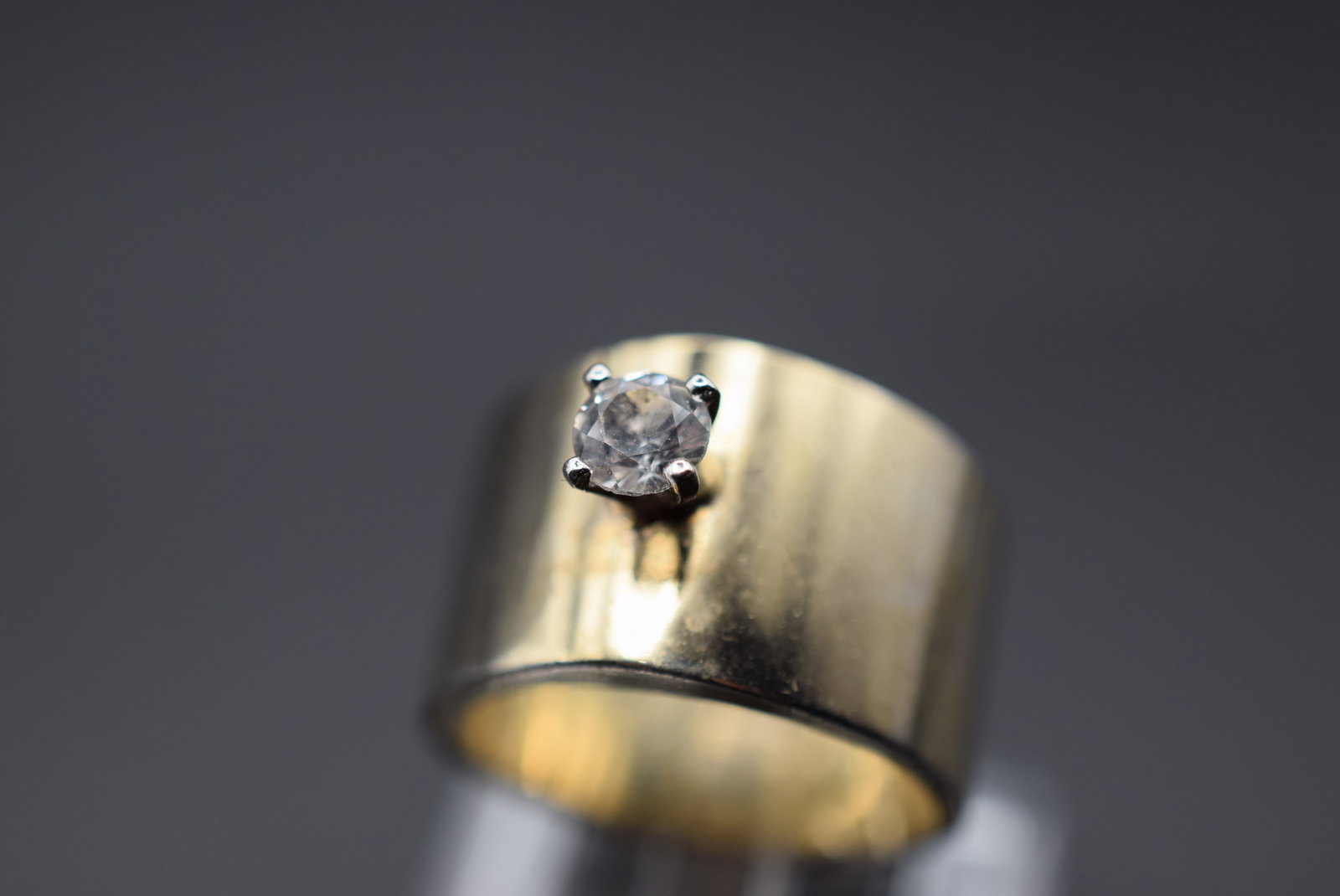 1970's Ring Vintage Lot HK 578 (1 of 2)