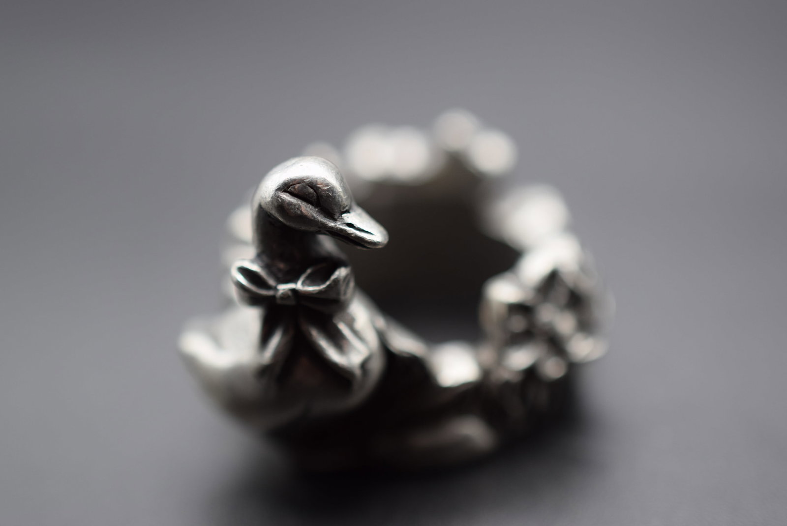 Seagull Pewter 1989 Ring Vintage Lot HK 580: Seagull Pewter 1989 Ring Vintage